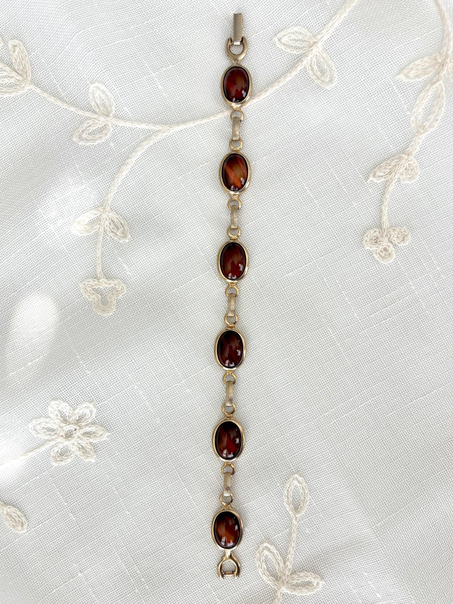 Vintage Sarah Coventry Brown Link Bracelet