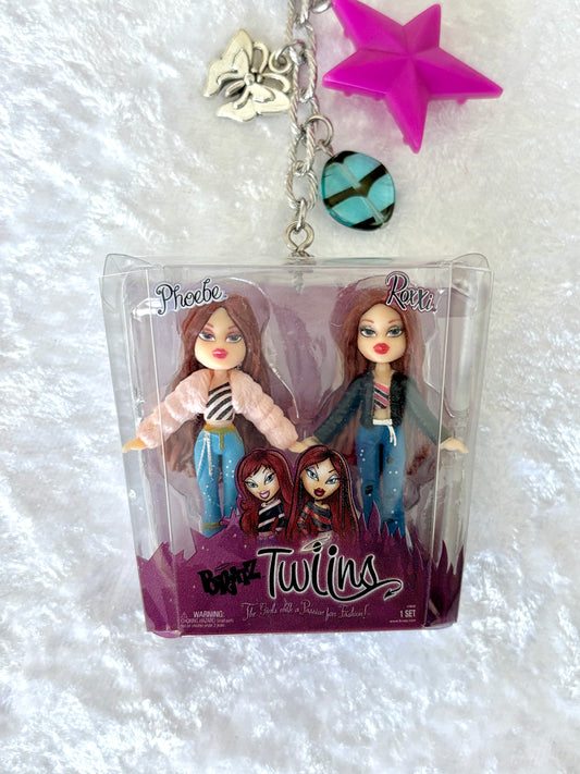 Bratz “Twins” Charmed Keychain - Phoebe & Roxxi w/ Mini Star Comb