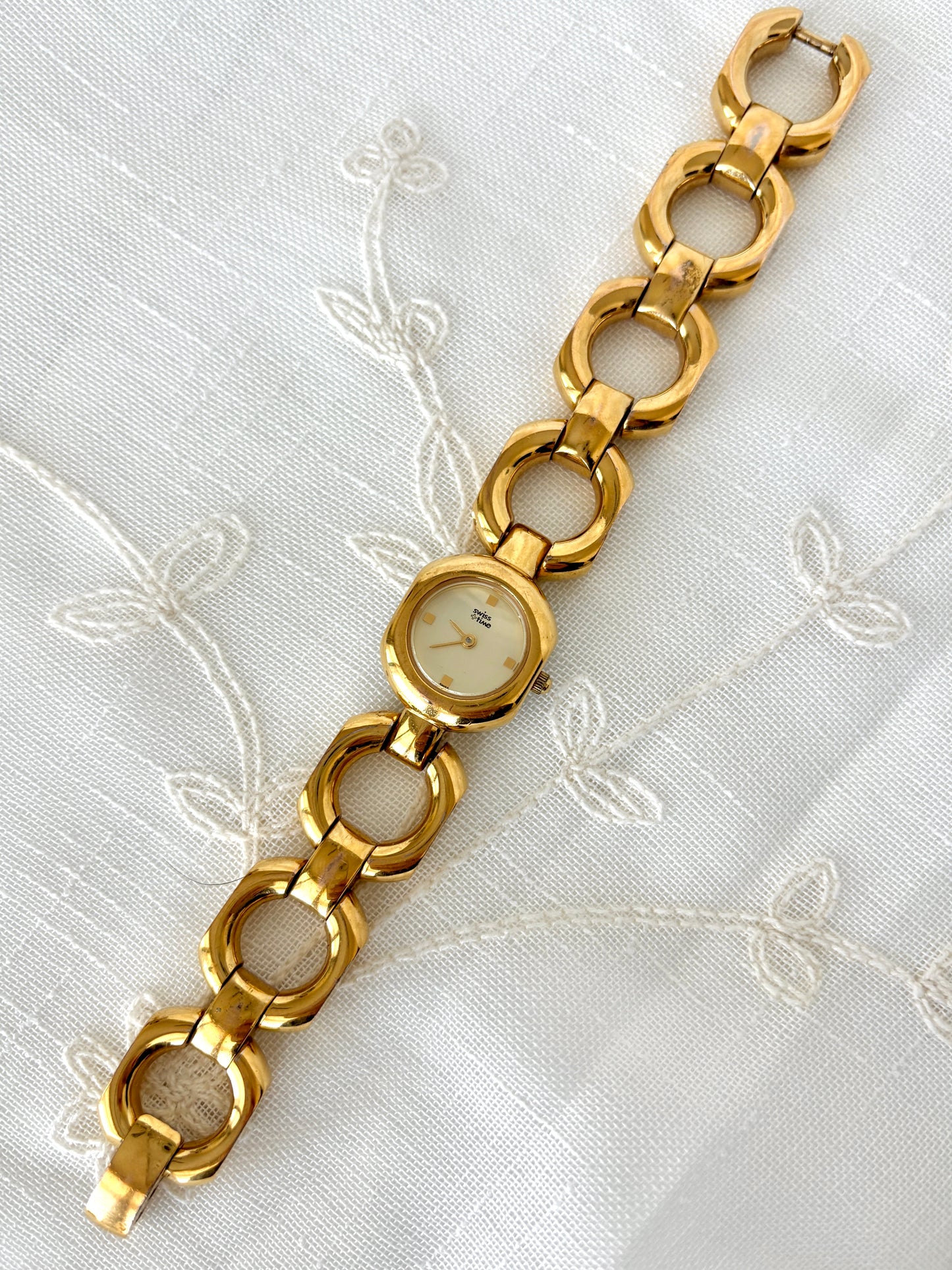 Swiss Time Gold Circle Link Band Watch