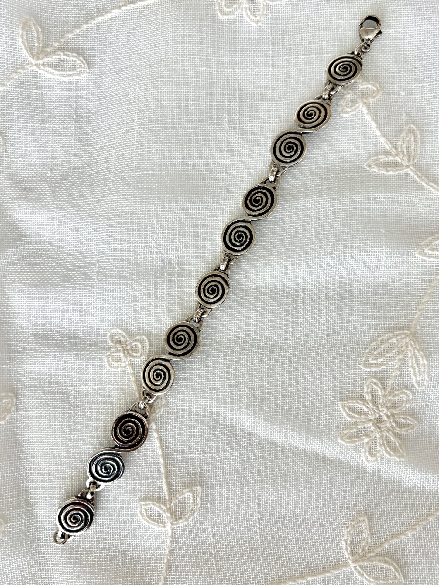 Sterling Silver Swirl Link Bracelet