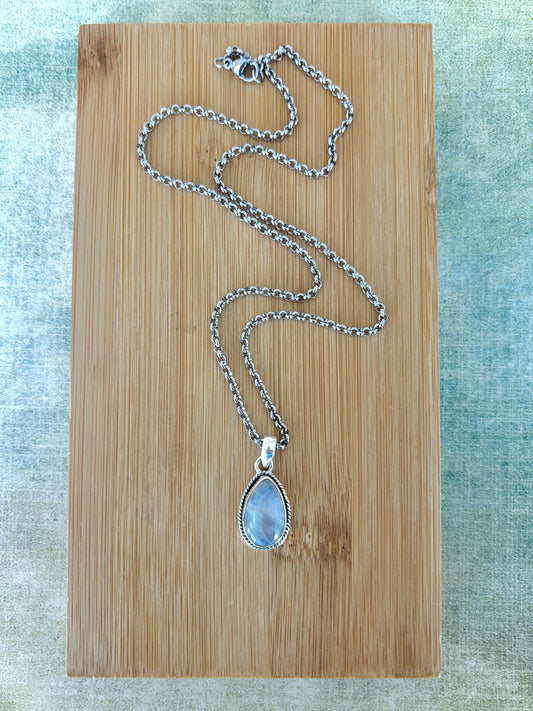 Teardrop Moonstone • Sterling .925 Pendant