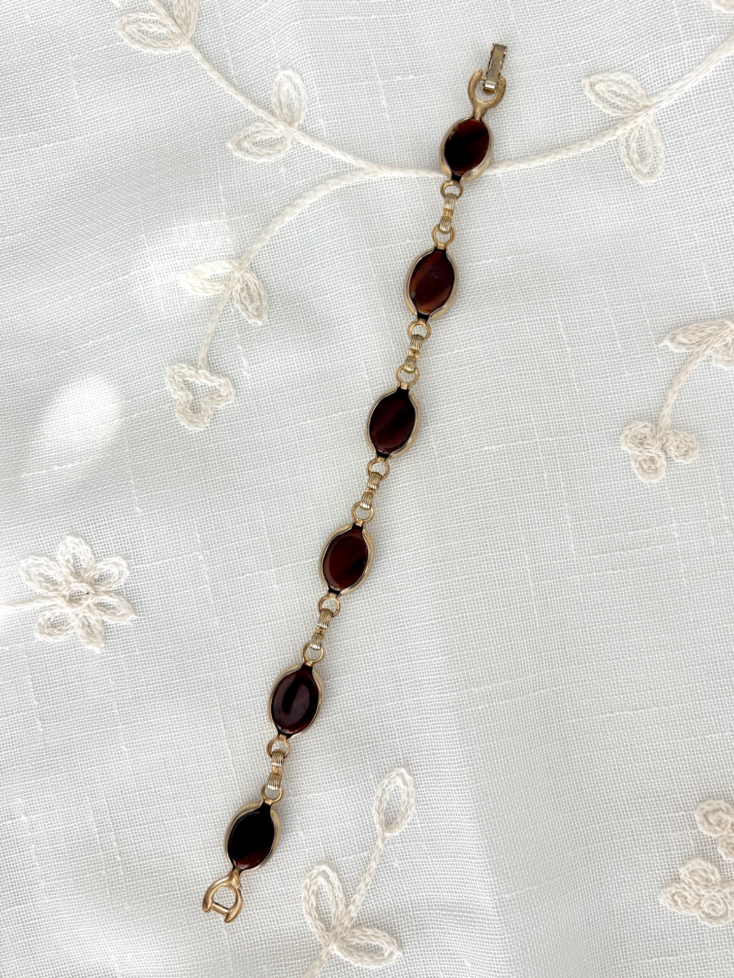 Vintage Sarah Coventry Brown Link Bracelet