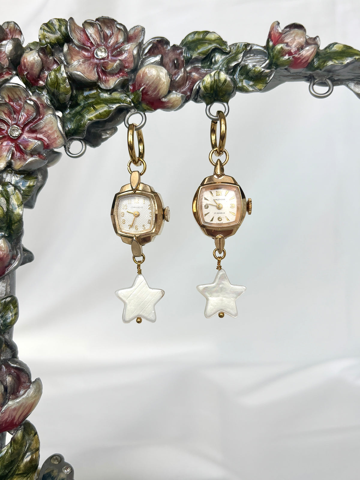 "Shello Star" Watch Earrings