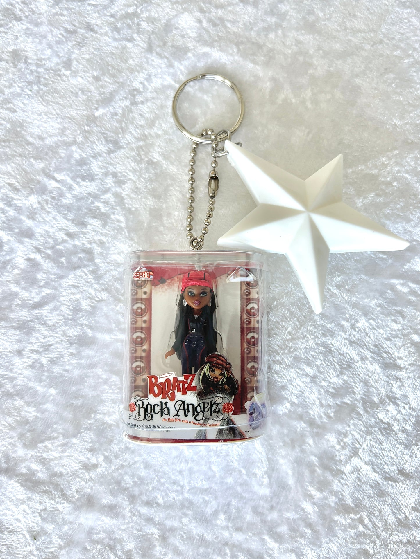 Bratz “Rock Angelz” Charmed Keychain - Sasha w/ White Star Brush
