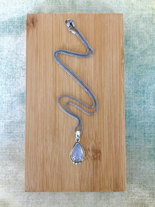 Teardrop Moonstone • Sterling .925 Pendant