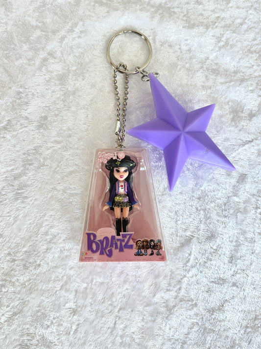 Bratz "Bratz Pack" Charmed Keychain - Kumi w/ Lilac Star Brush