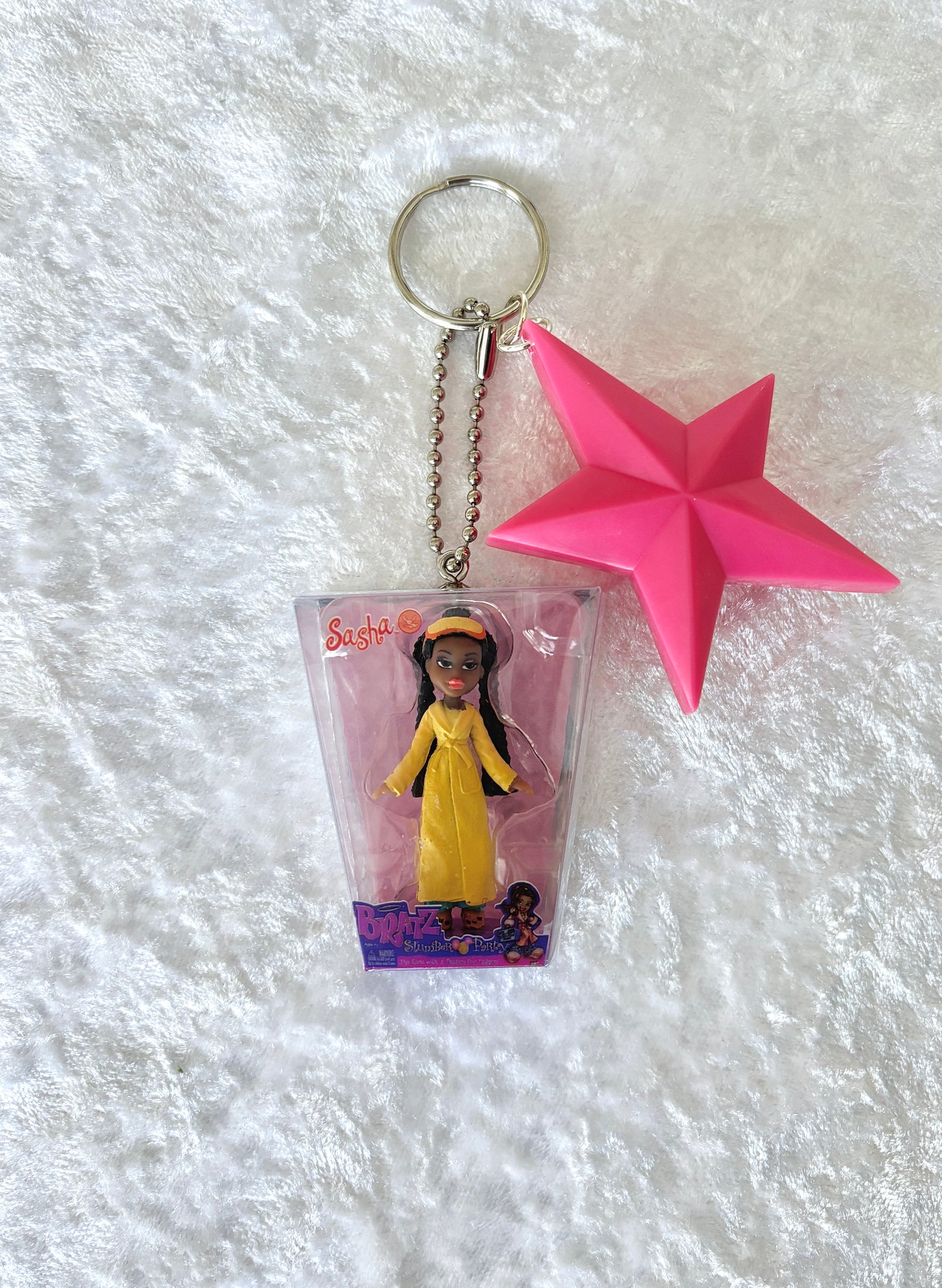 Bratz “Slumber Party” Charmed Keychain - Sasha w/ Bright Pink Star Brush