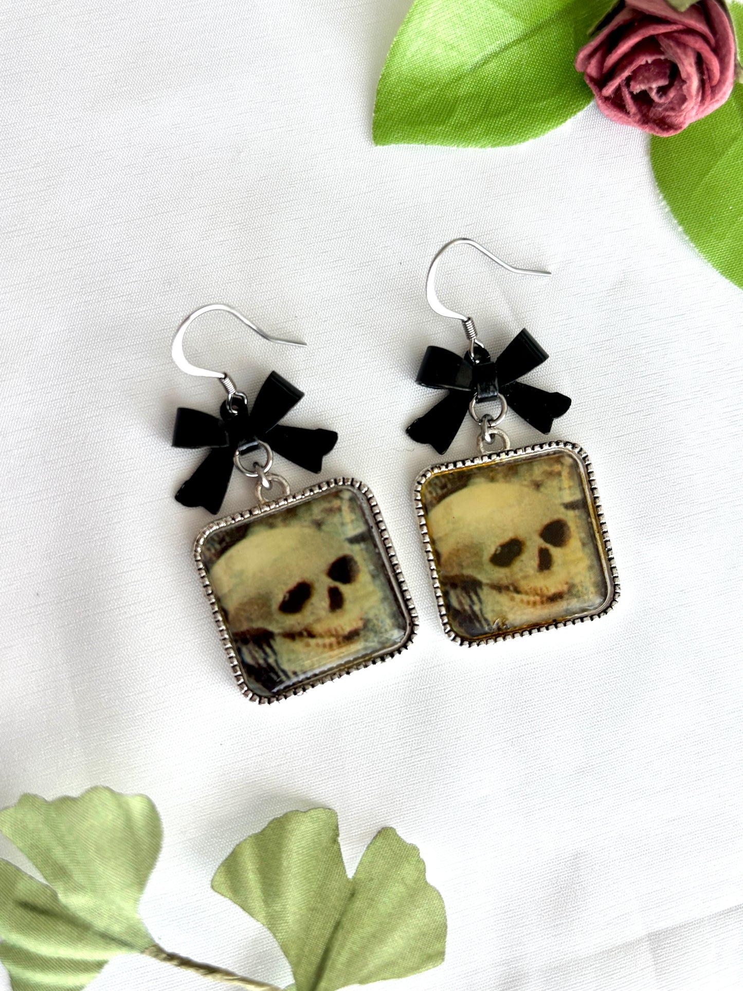 "Yorick" Earrings