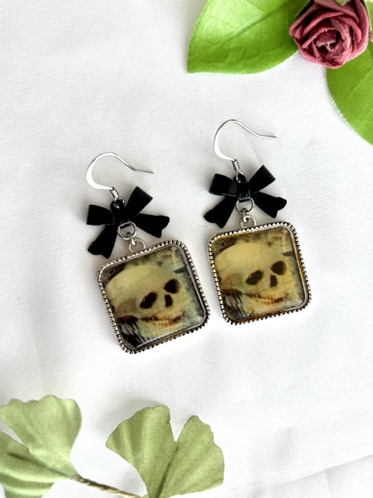 "Yorick" Earrings