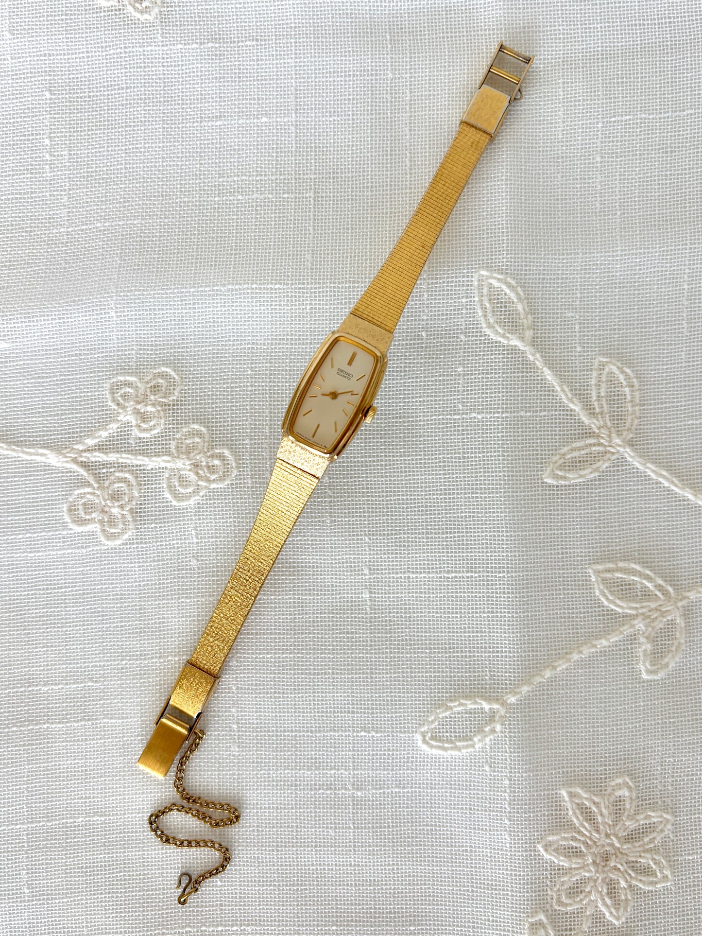Seiko Gold Tone Rectangular Classy Watch