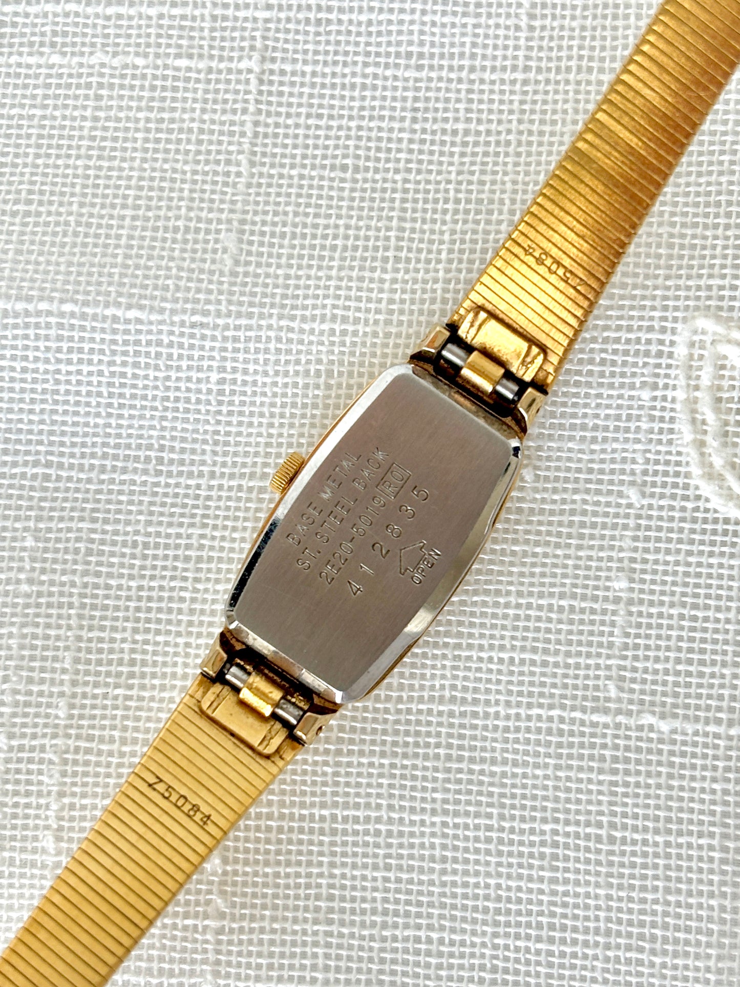 Seiko Gold Tone Rectangular Classy Watch