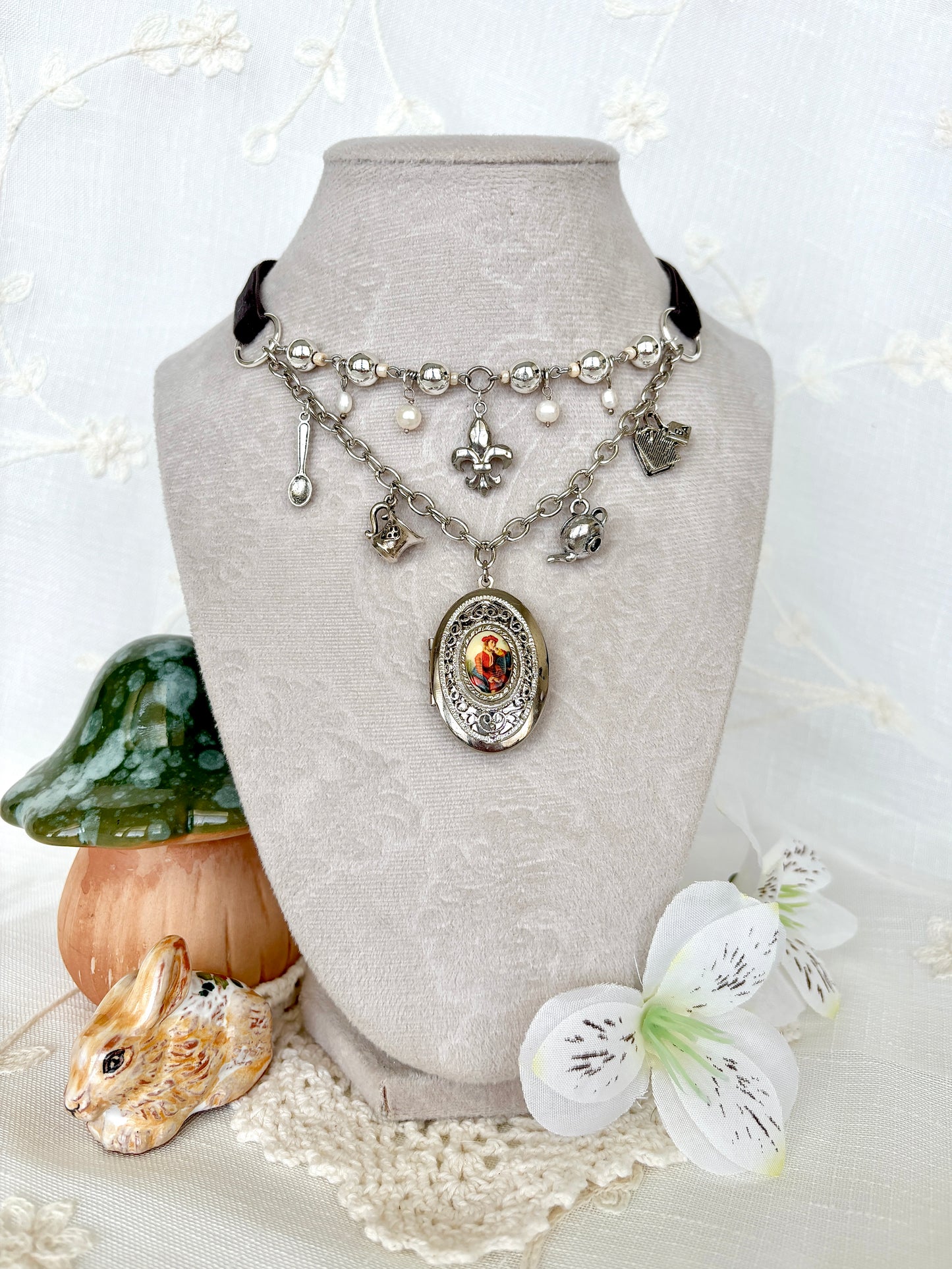 “Misch-TEA-vious” Locket