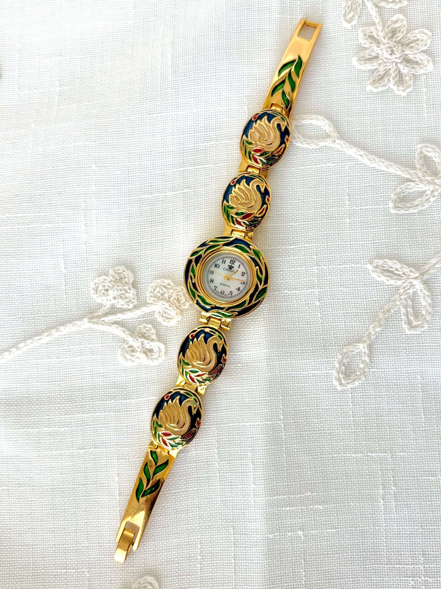 Cannes Vintage Enamel Gold Tone Swan Motif Band Quartz Watch