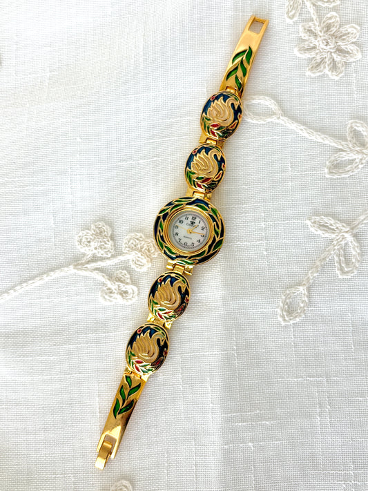 Cannes Vintage Enamel Gold Tone Swan Motif Band Quartz Watch