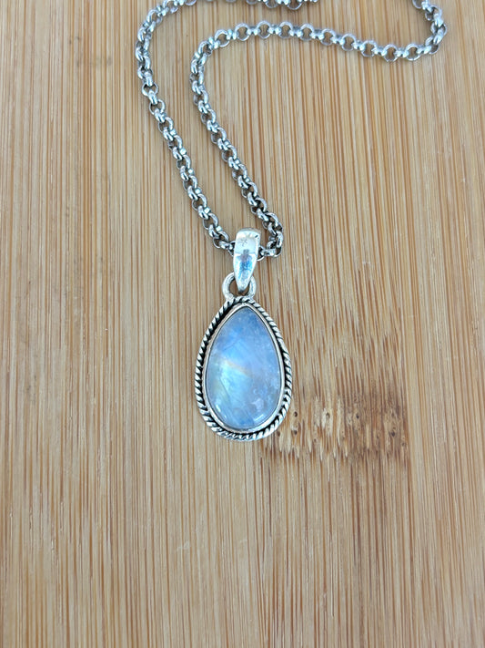 Teardrop Moonstone • Sterling .925 Pendant