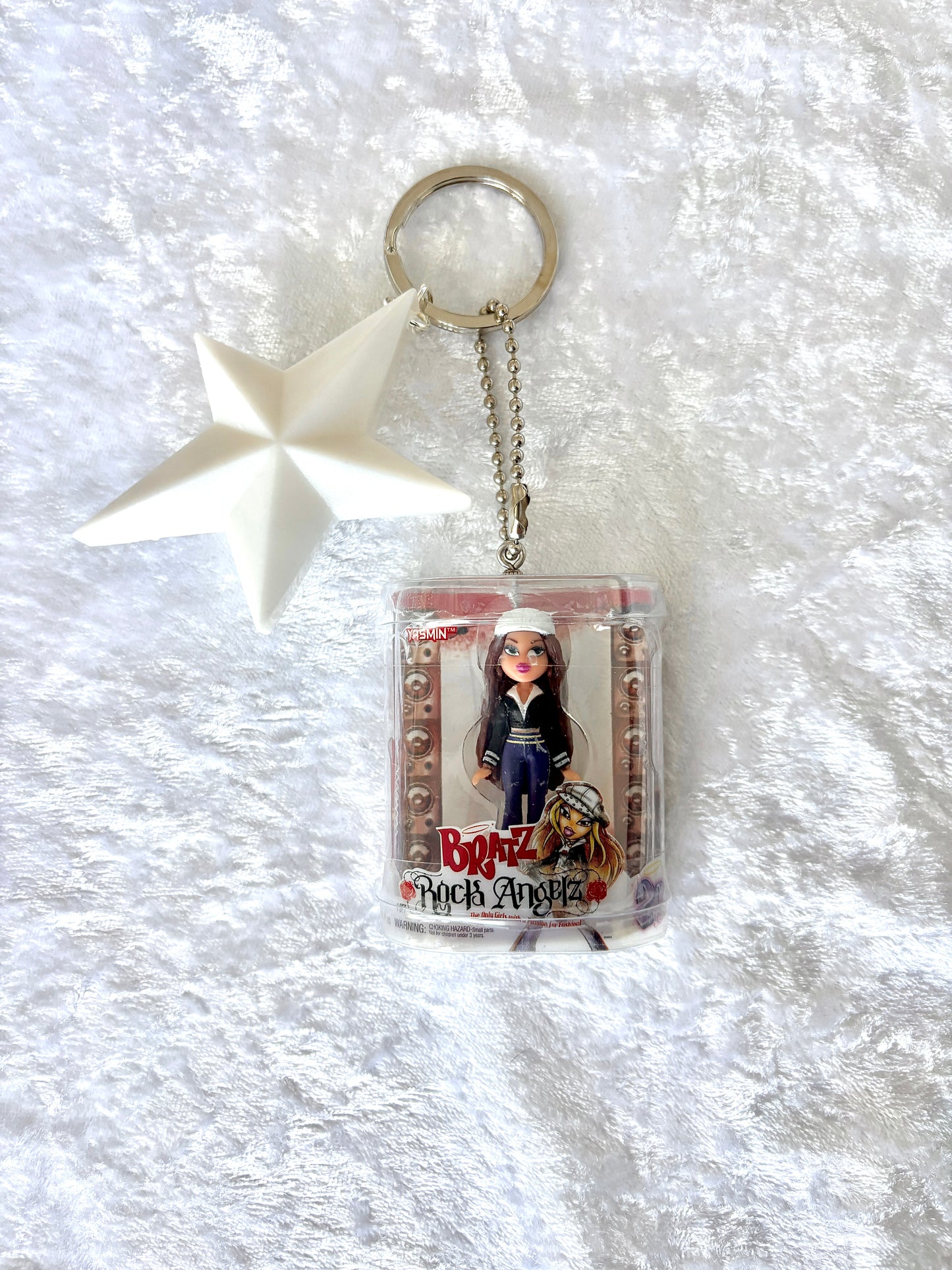 Bratz “Rock Angelz” Charmed Keychain - Yasmin w/ White Star Brush