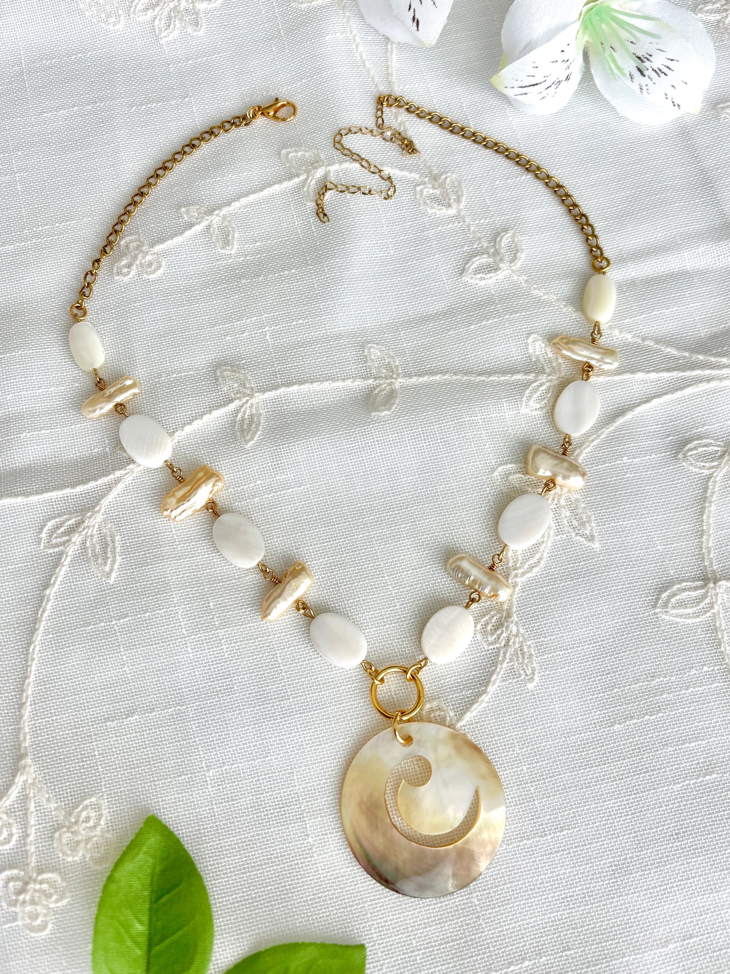 "Spiraling" Necklace