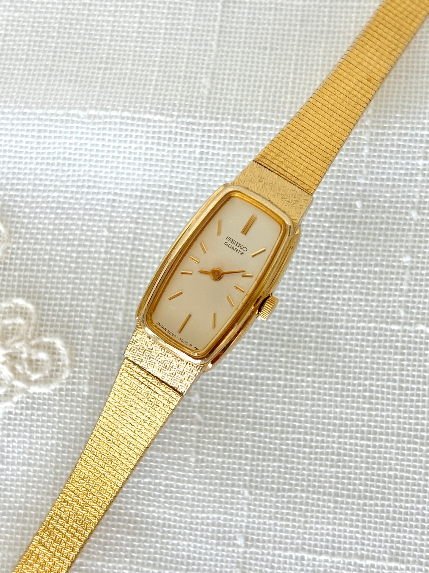 Seiko Gold Tone Rectangular Classy Watch