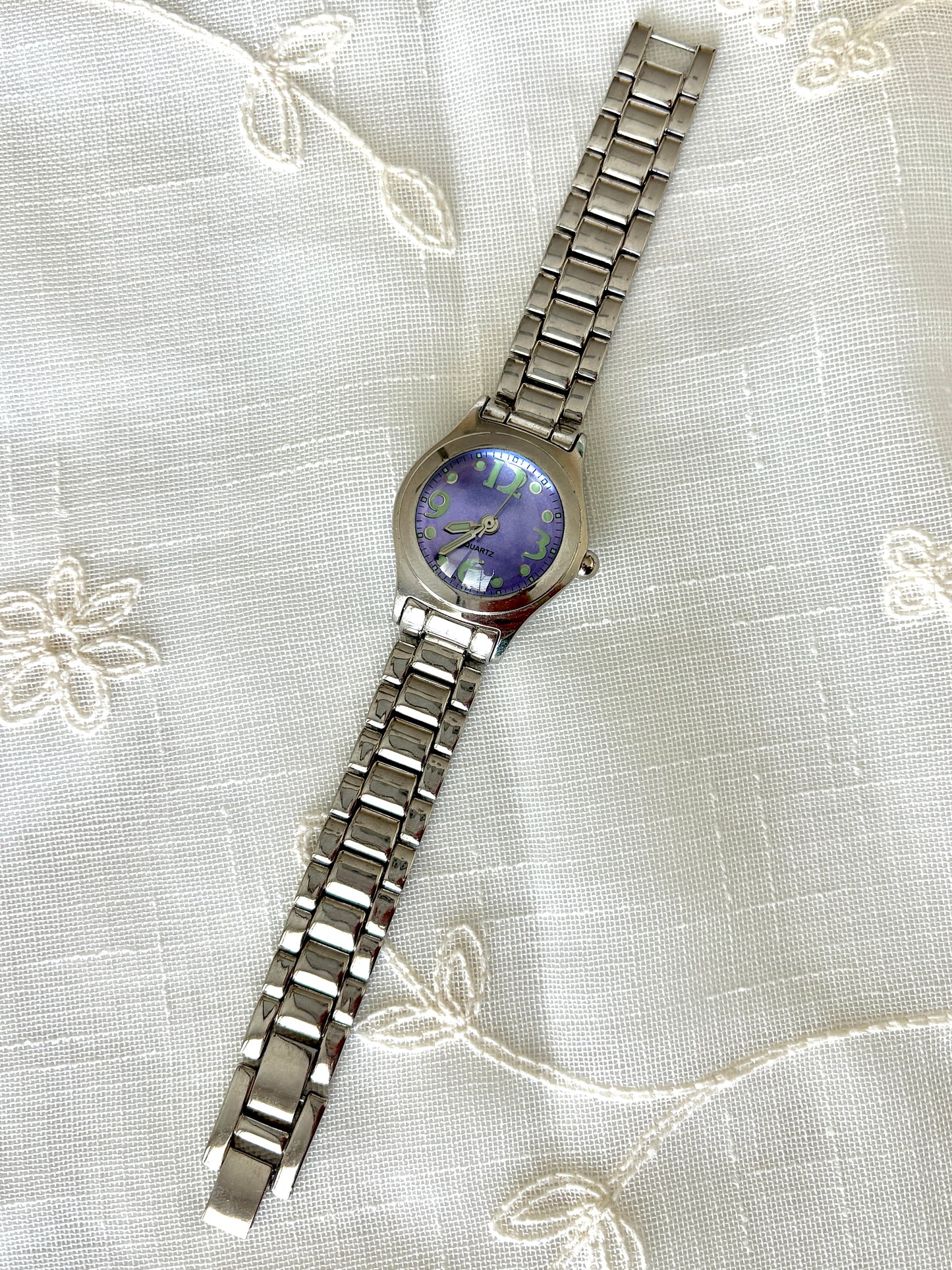 Purple Bubble Face Silver Quartz Watch