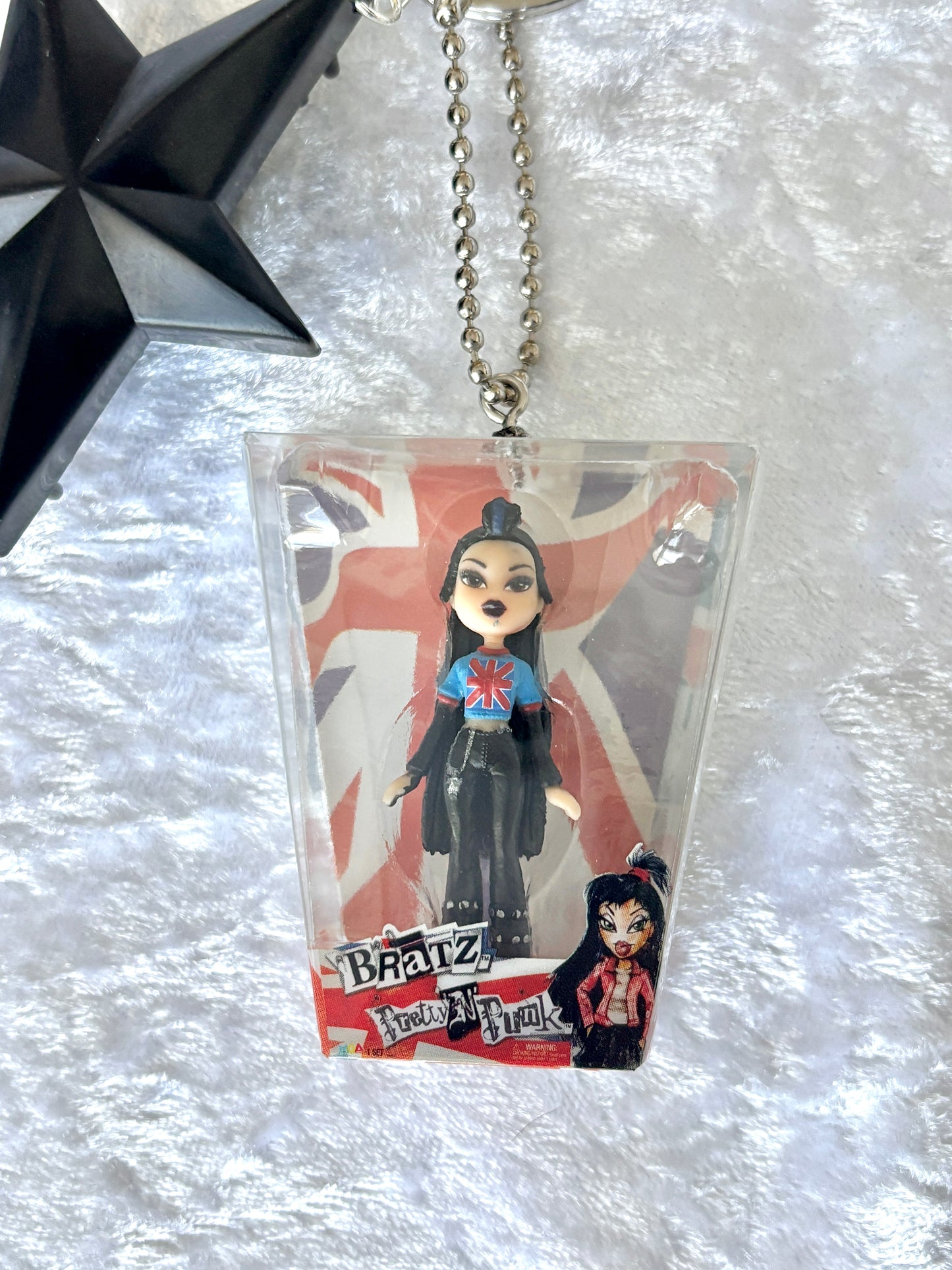 Bratz “Pretty In Punk” Charmed Keychain - Jade w/ Black Star Brush