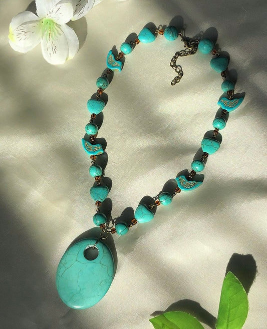 "Poised In Turqouise" Necklace