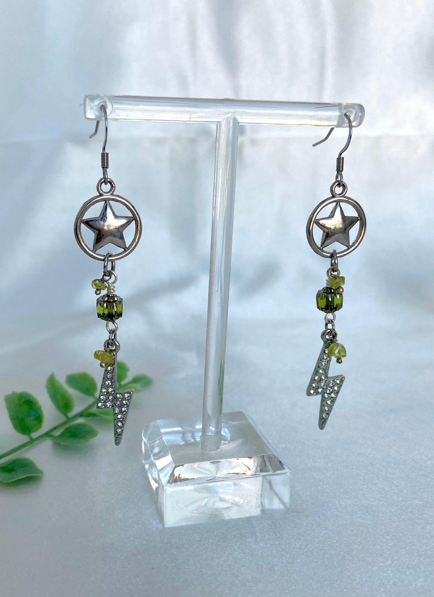 "Star-treuse" Earrings