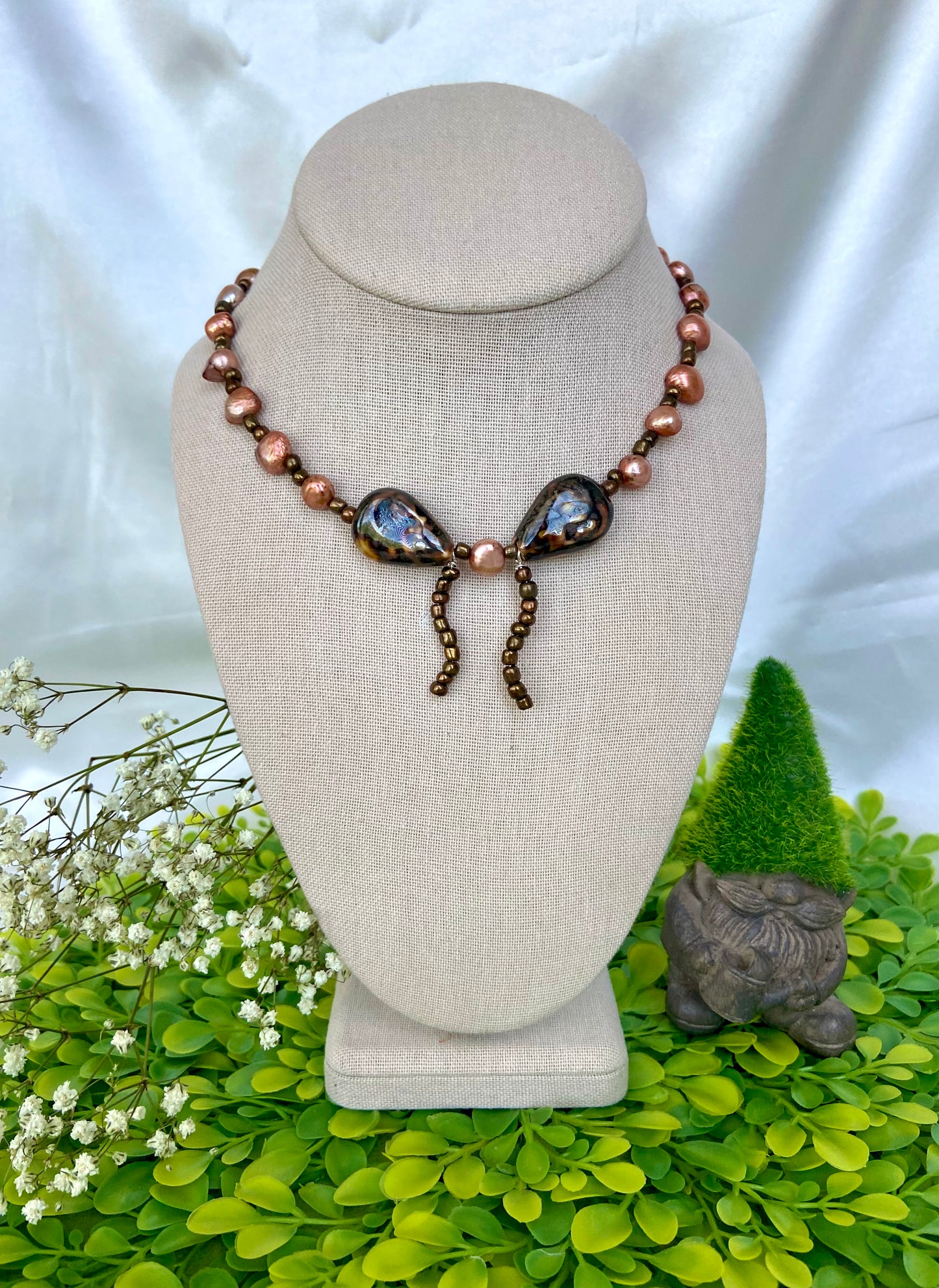 "The More You Bow" Necklace - Brown